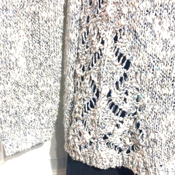 Maurices sweater - Picture 6 of 12